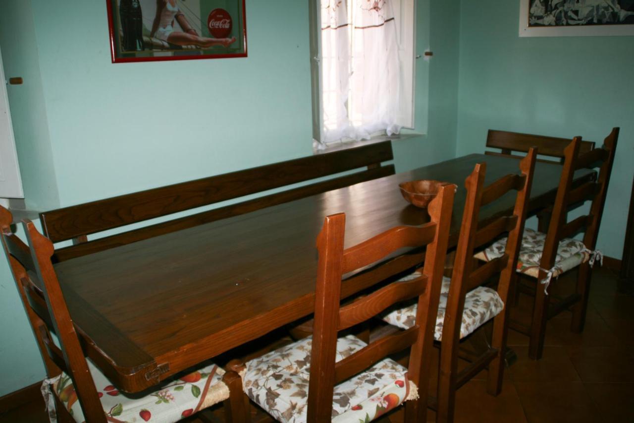 Porta Crucifera Apartment *