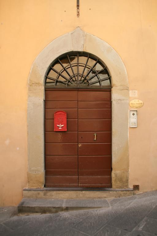 Porta Crucifera Apartment *